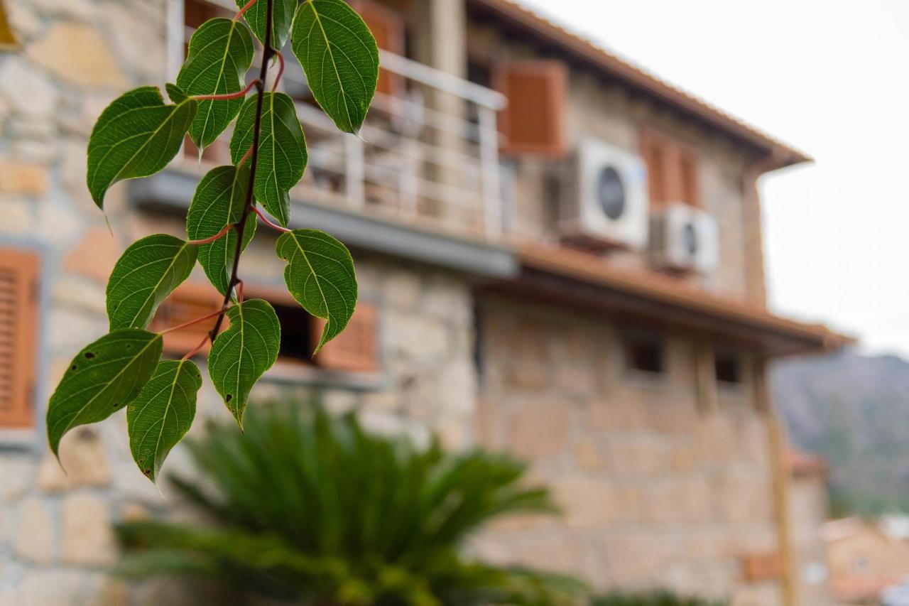 Casa Da Fonte Geres Apartment Campo do Geres Exterior foto